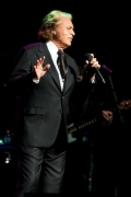 Engelbert Humperdinck -   